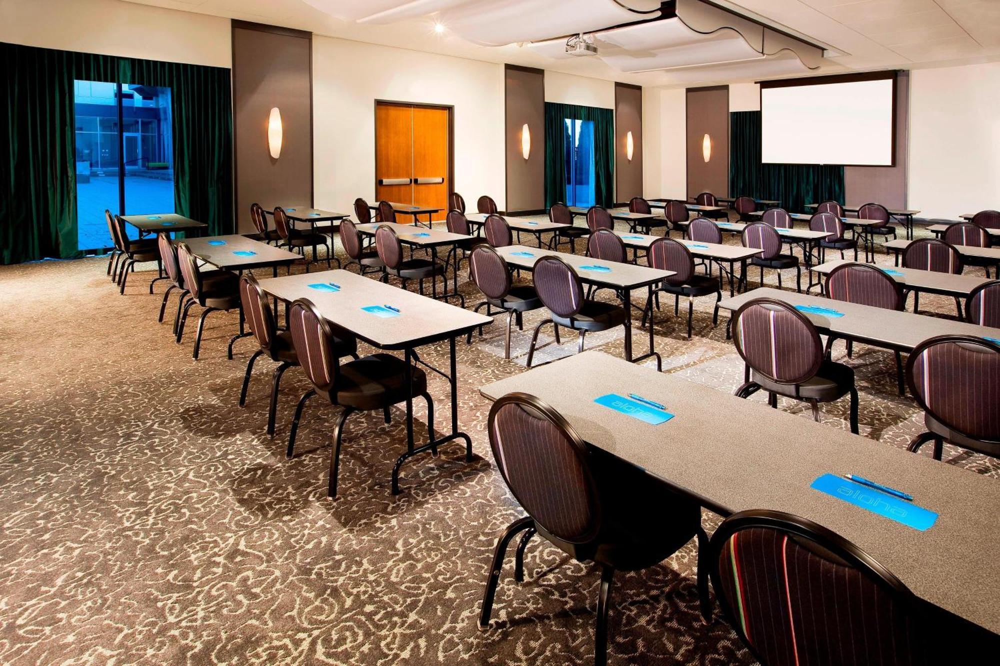 Hotel Aloft Mount Laurel Esterno foto